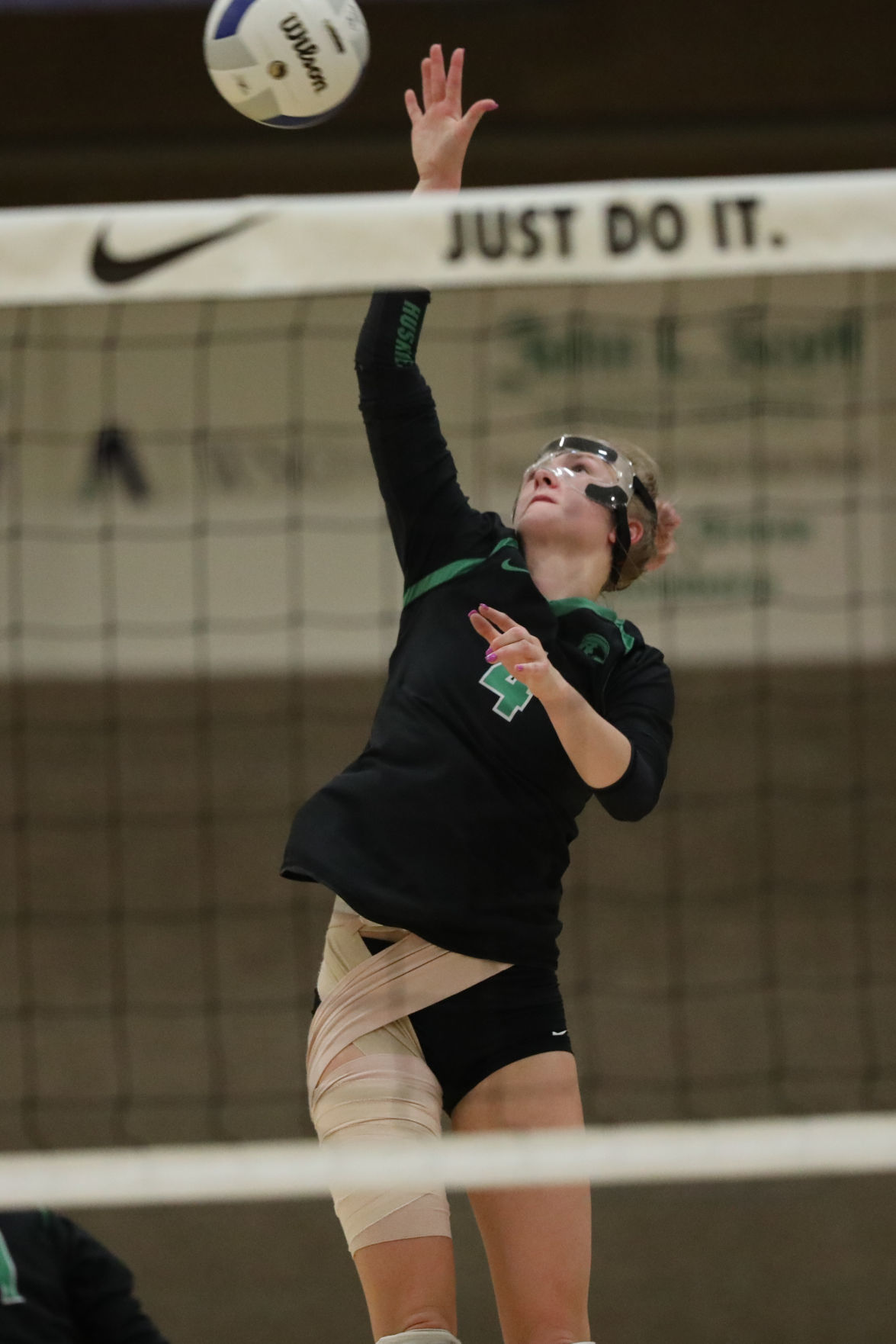 Sweet Home vs. Valley Catholic Volleyball Championship